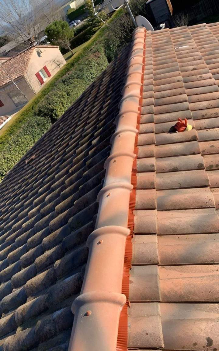 Toiture en cours d'entretien Montpellier